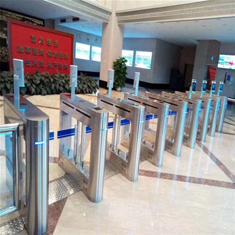山西通道閘廠家分享：如何選擇合適的三錕閘閘機(jī)？